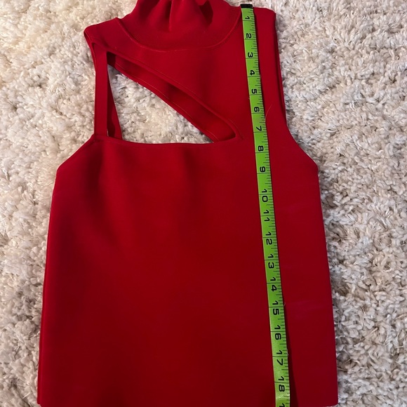 Brand new with tag Alice+Olivia red color top - Picture 5 of 7